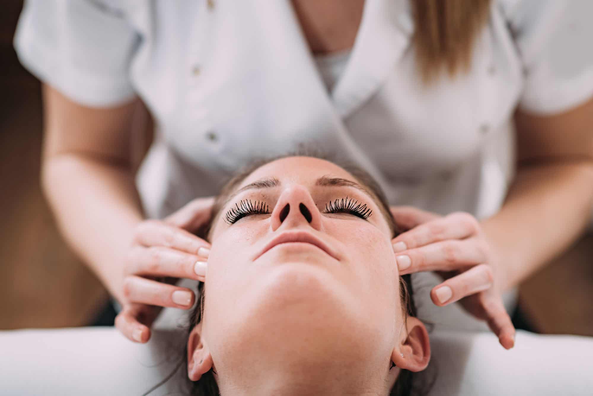 https://portlandhallspa.com/storage/2019/06/head-sports-massage-therapy-W2K4CUD-copy.jpg