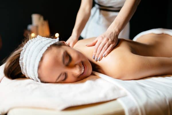 25 Minute Spa Signature Back, Neck and Shoulder Massage